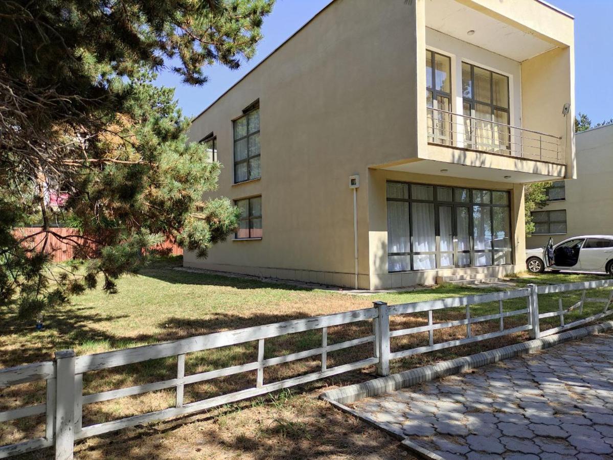 Вилла В Пансионате Витязь Chok-Tal Exterior foto